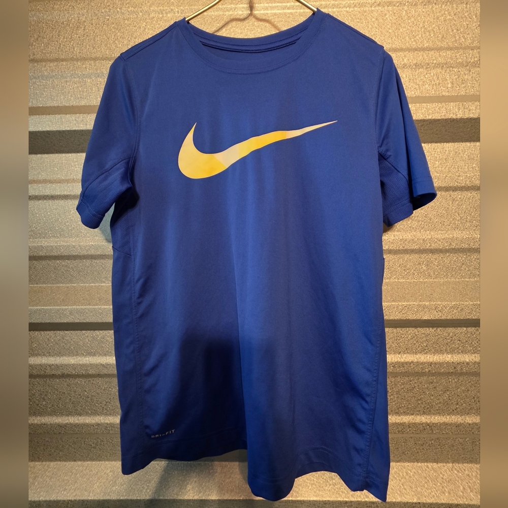 Nike Men's Royal Blue Tee with Yellow Swoosh